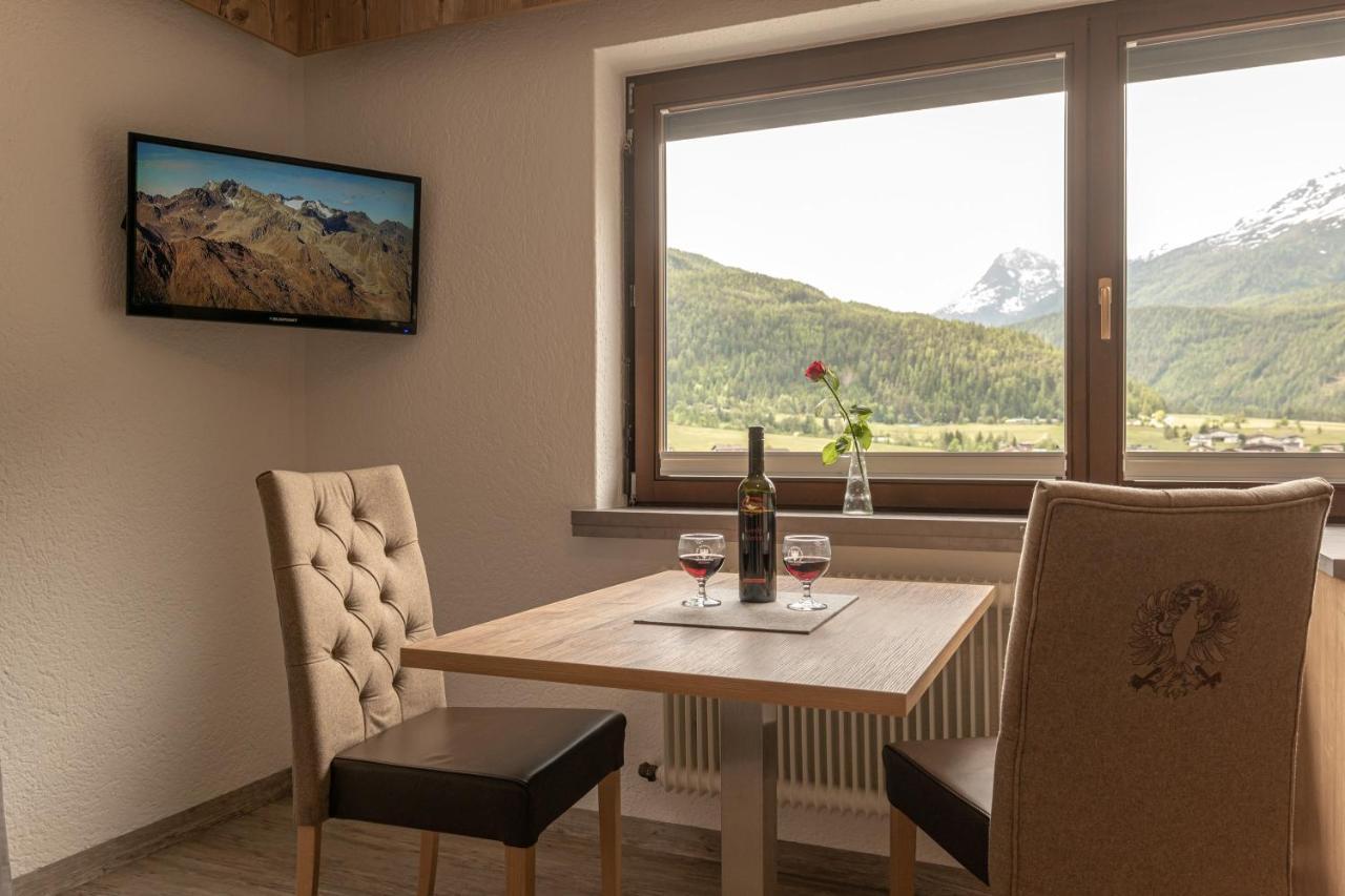 Senner Appartements Umhausen Buitenkant foto