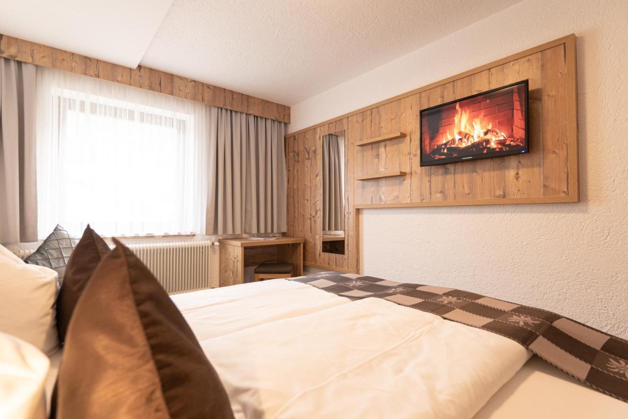 Senner Appartements Umhausen Buitenkant foto